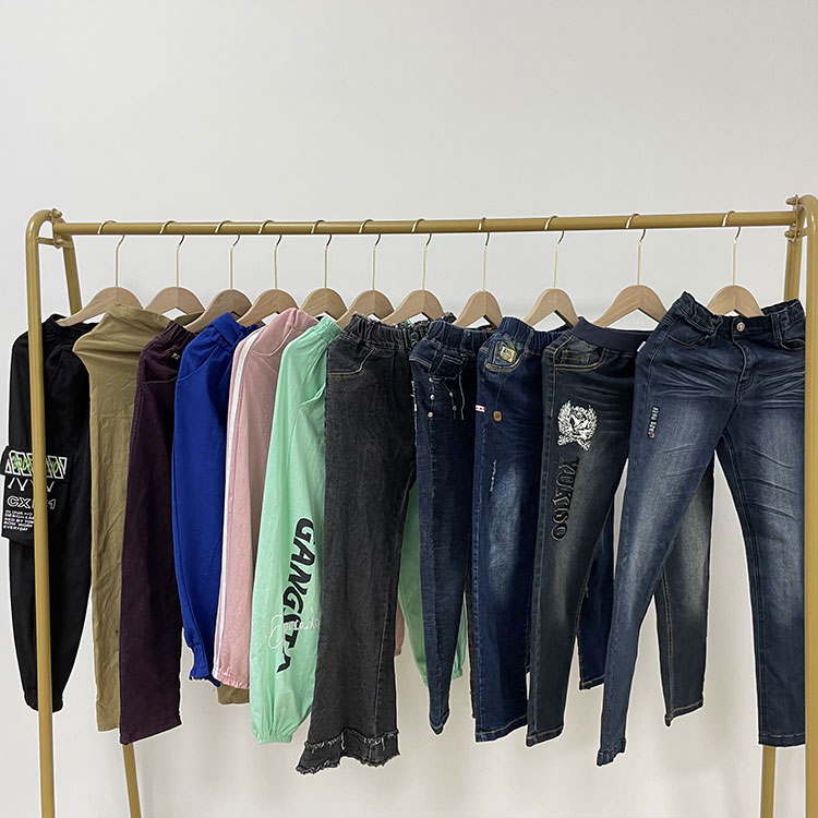 中古の服の用途は何ですか？